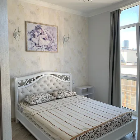 в аркадии с видом на море ,2спальни,балкон Apartament *