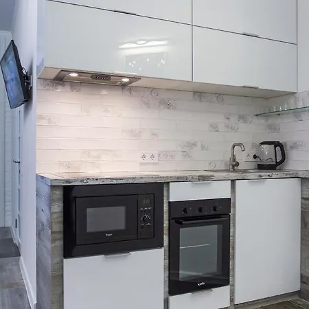 Apartament в аркадии с видом на море ,2спальни,балкон *