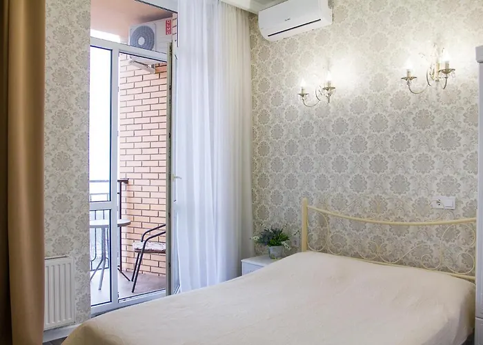 Appartement в аркадии с видом на море ,2спальни,балкон